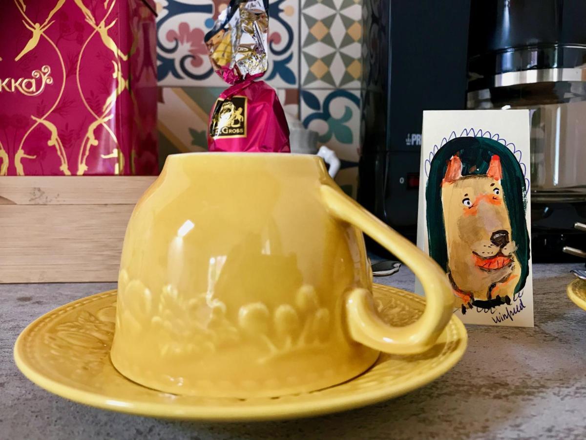 Staying With The Artist Teuven Екстериор снимка
